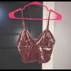 🌸pink cropped velvet tank top🌸